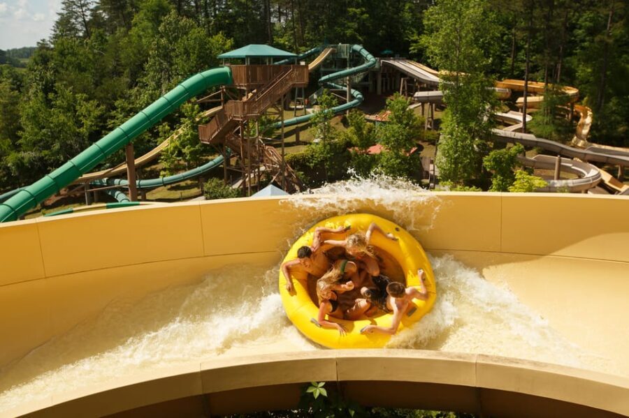 Pigeon Forge: Dollywood's Splash Country Entry Ticket - A Deep Dive into Dollywoods Splash Country