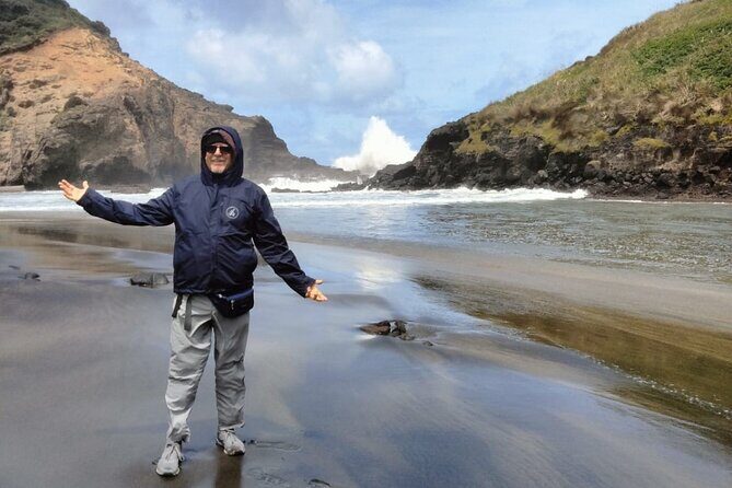 Piha Beach - Exploring the Rich Details of the Tour