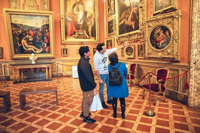 Pitti Palace and Palatine Gallery: "A Royal Art and History Tour" - Guides and Experience Quality
