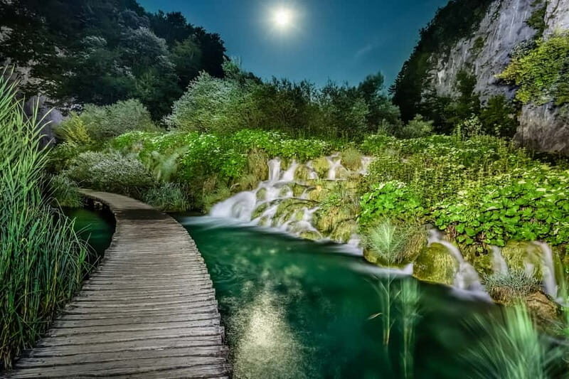 Plitvice Lakes: Guided Walking Tour with Bus and Boat Ride - An In-Depth Look at the Tour Experience