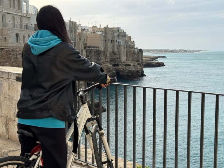 Polignano a Mare: Bike tour of the coast - An In-Depth Look at the Polignano a Mare Bike Tour