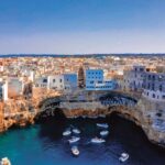 Polignano a Mare Boat Tour with Prosecco and Taralli - The Guide and the Atmosphere