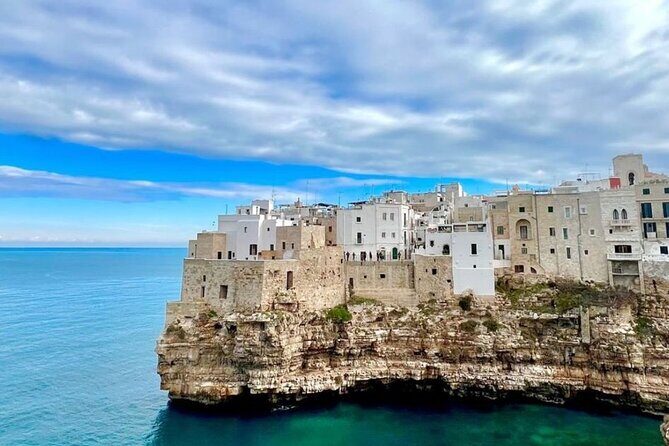 Polignano a Mare luxury boat tour, aperitif, diving and snorkeling - A Detailed Look at the Polignano a Mare Luxury Boat Tour