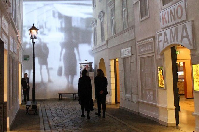 POLIN Museum of the History of Polish Jews : PRIVATE TOUR /inc. Pick-up/ - Who Should Consider This Tour?