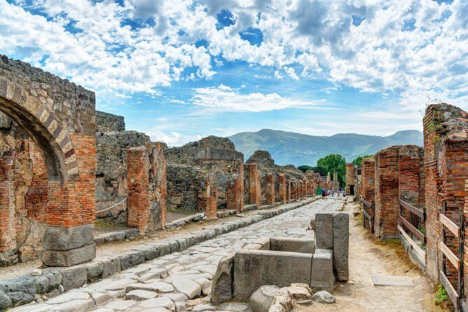Pompeii and Capri Island Day Trip from Naples - Authentic Experiences and Genuine Value