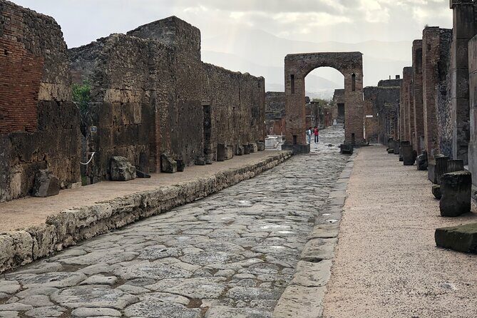 Pompeii and Herculaneum Private Tour with Pick up and Wine Tasting - FAQ