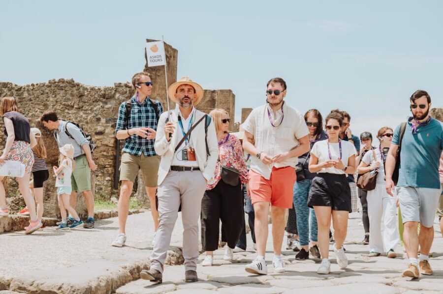 Pompeii: Entry Ticket and Guided Tour with an Archaeologist - Why Choose This Tour?