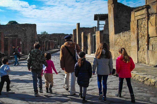 Pompeii Private Tour for Families - An In-Depth Look at the Pompeii Private Family Tour