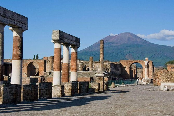 Pompeii Ruins & Wine Tasting with Lunch on Vesuvius with Private Transfer - The Sum Up