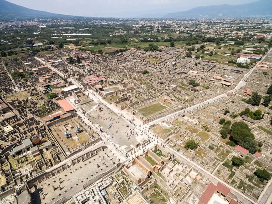 Pompeii: Skip-the-Line Ticket with Audio Guide and Map - Practical Tips for Visiting Pompeii