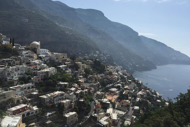 Pompeii-Sorrento-Positano tour from Naples, with licensed guide included - FAQs