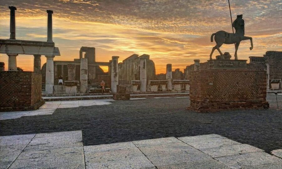 Pompeii Sunset tour for small group - Practical Tips for Enjoying Your Sunset Tour