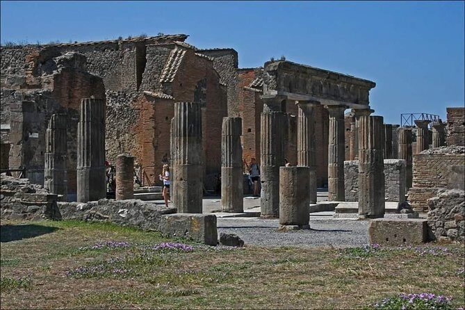 Pompeii tour all inclusive - FAQs