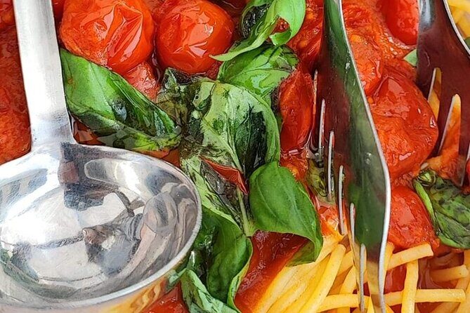 Pompeii & Wine Tasting: Private Day Tour from Naples - What Travelers Love Most