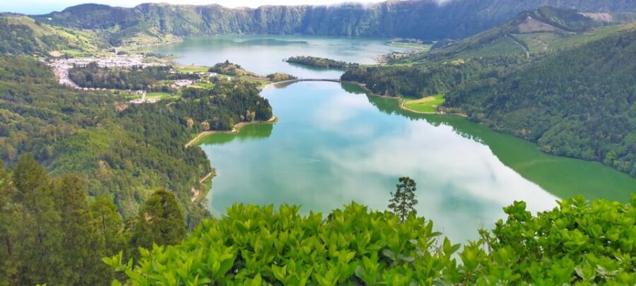 Ponta Delgada: Sete Cidades Volcano Lakes Shore Excursion - Transport, Timing, and Group Size
