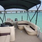Pontoon Rentals in Crab Island - The Sum Up