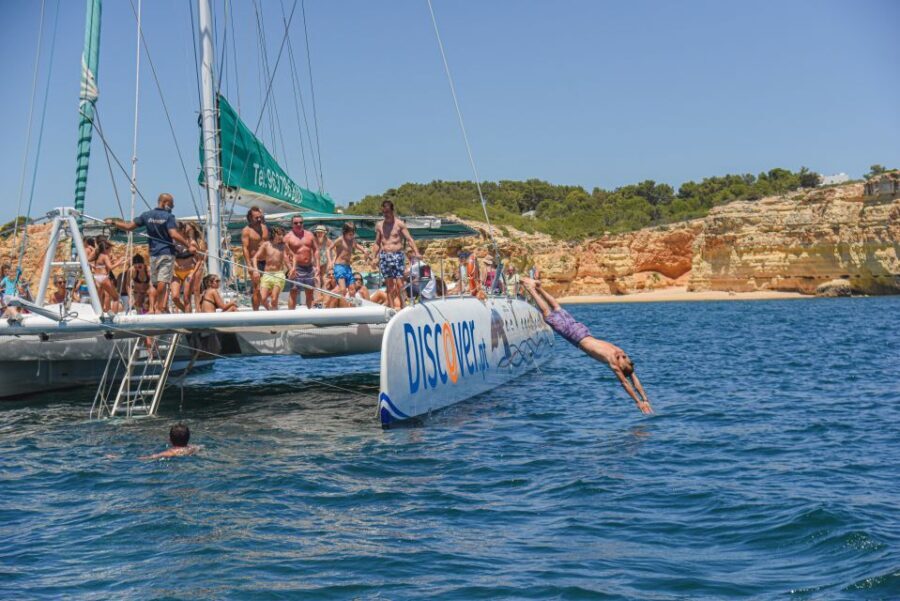 Portimão: Half-Day Catamaran Cruise to Benagil & Carvoeiro - A Closer Look at the Catamaran Cruise Experience