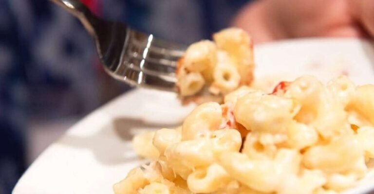 Portland: Old Port Seafood Lovers Tour - The Seafood Luncheon