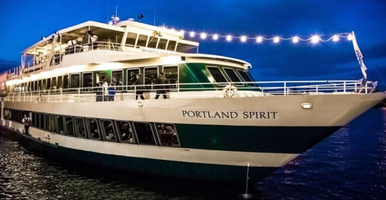 Portland: Willamette River 2.5-hour Dinner Cruise - An In-Depth Look at the Portland Dinner Cruise Experience
