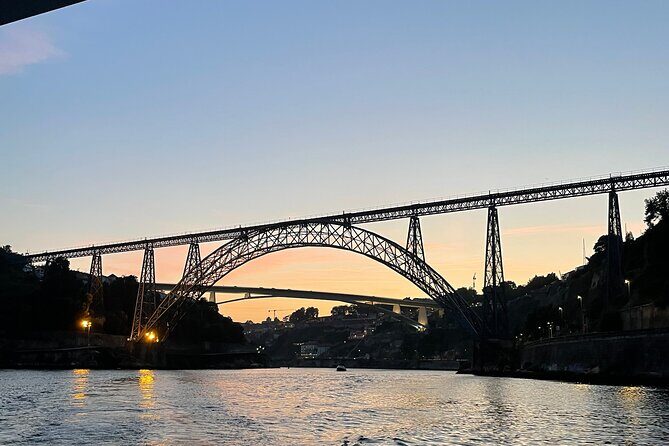 Porto: 2h Private Tour (1 to 6 people) on the Douro River with a local - Final Thoughts on the Porto River Experience