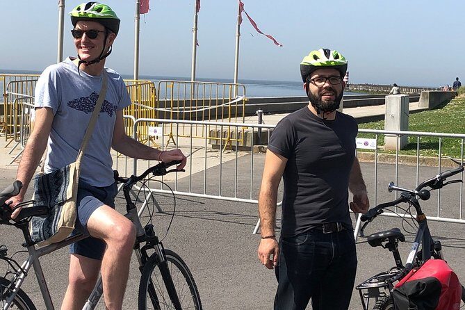 Porto Downtown and Sightseeing Bike Tour - Who Should Book This Tour?