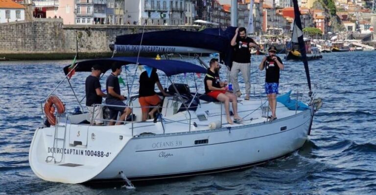 Porto: Exclusive Party aboard a charming sailboat with drink - Exploring the Experience in Detail