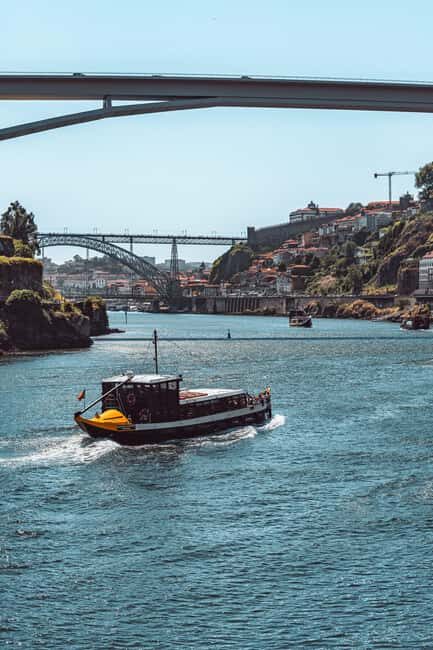 Porto: Explore 6 Iconic Bridges on an Authentic Rabelo Boat - What You’ll See and Learn