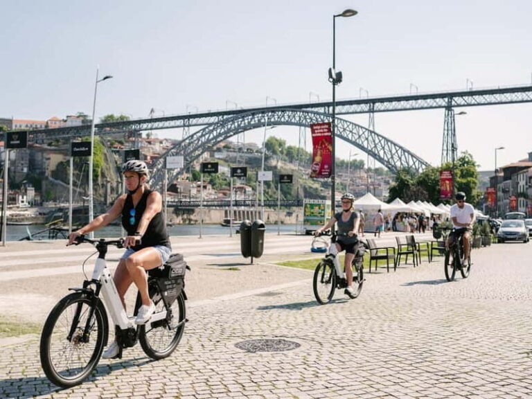 Porto: Highlights in 3 Hours E-Bike Tour - Why This Tour Works for You