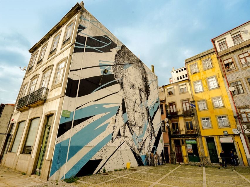 Porto: Historic e-Bike Tour with a guide - A Closer Look at the Porto e-Bike Tour