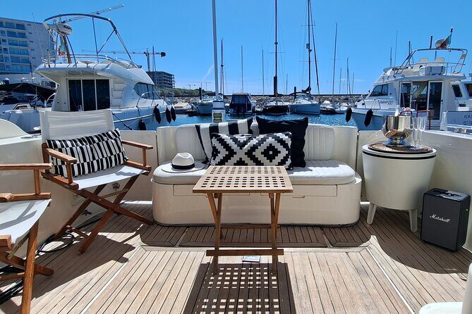 Porto: Luxury Yacht Cruise on the Douro River and Estuary Reserve - FAQs