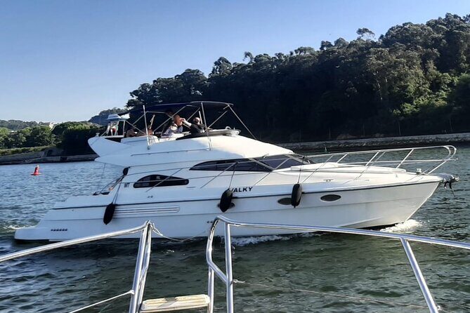 Porto: Luxury Yacht Tour on the Douro River - Sunset or Daytime - Why This Tour Is Worth Considering