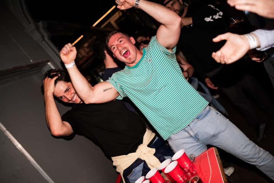 Porto: Pub Crawl with 7 drinks, Games, and VIP Club Entry - A Closer Look at the Porto Pub Crawl Experience