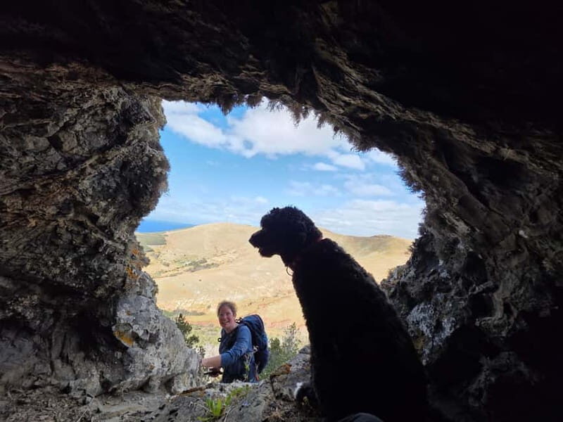 Porto Santo: Guided 2.5-hour Ana Ferreira Peaks & Caves Hike - The Itinerary in Detail