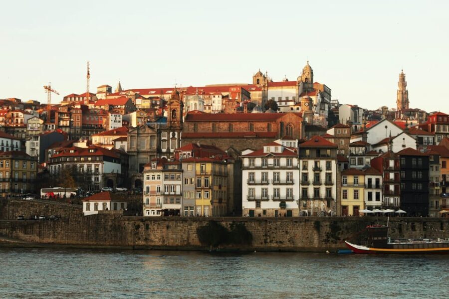Porto: Sunset Walking Tour with Port Wine Tasting - Who Would Enjoy This Tour?
