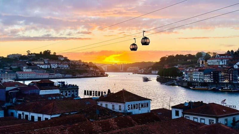 Porto to Gaia Sunset Walking Tour - Port Wine Included - A Deep Dive into the Tour Experience