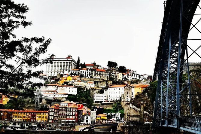 Porto to Madrid Up to 3 Stops: Aveiro, Salamanca & Ávila - Why travelers love this experience