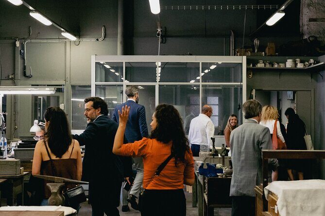 PORTO: Tour to the world of silver in a century-old workshop - Key Points