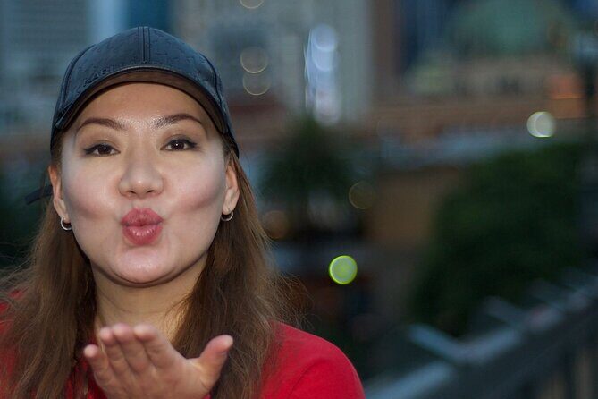Pose for professional pics while enjoying Melbourne history walk - FAQ