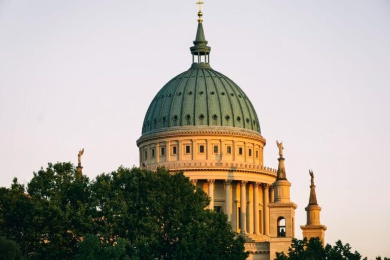 Potsdam: Capture the most Photogenic Spots with a Local - Authentic Stories Behind the Landmarks