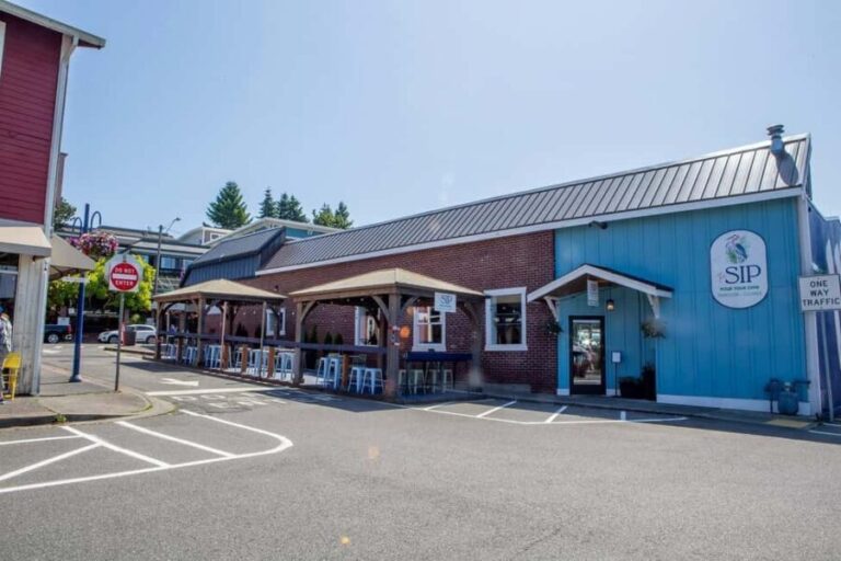 Poulsbo: Sweet Treats Walking Tour with Guide - Exploring Poulsbo’s Sweet Side: What to Expect from the Tour