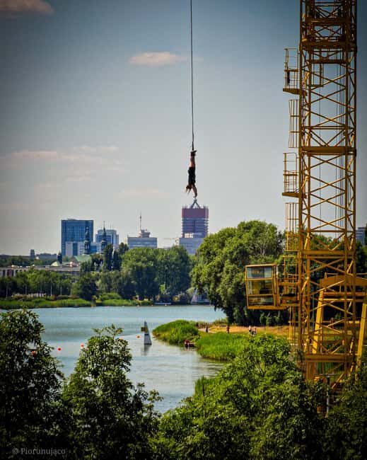 Pozna: Extreme Bungee Jumping Adventure - A Comprehensive Look at Poznas Extreme Bungee Jumping Adventure