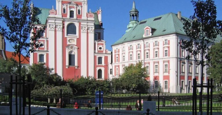 Poznan Old Town and Croissant Museum Private Walking Tour - Why this tour offers great value