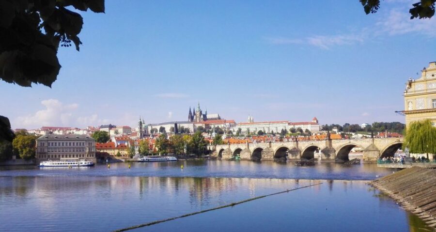 Prague: 2.5-Hour Walking Tour w/ 45 minute Boat Ride - Practical Considerations
