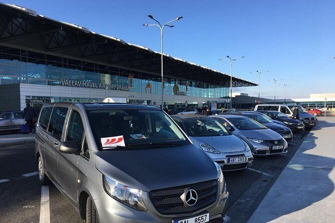 PRAGUE AIRPORT - CITY TRANSFERS in Spanish - Why Travelers Love This Experience