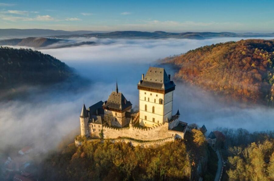Prague: All-Inclusive Karlstejn Castle and Caves Tour - Why This Tour Offers Great Value