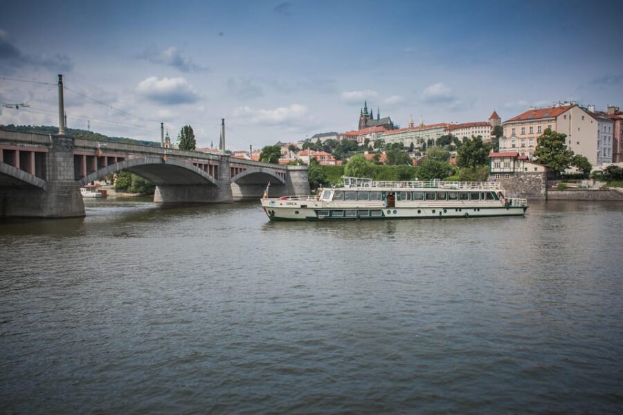 Prague: An unforgettable 2-hour cruise on the Vltava River. - Final Thoughts