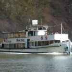 Prague At Dusk: 1-Hour Historic Boat Tour with Commentary - A Closer Look at the Experience