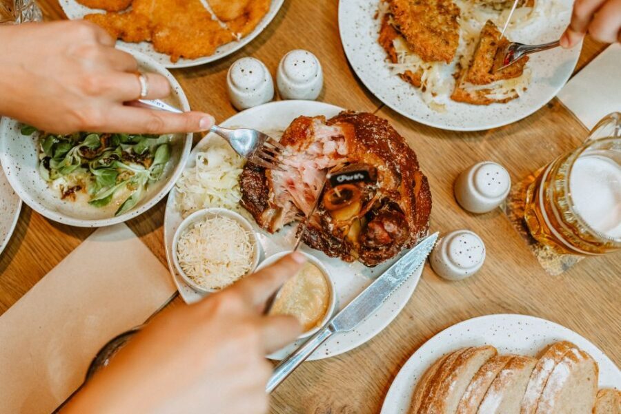 Prague: Award-Winning Old Town Food Tour with Four Drinks - Detailed Itinerary and Highlights