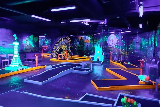 Prague Black Light Mini Golf and Games Tour Including Free Drinks - In-Depth Review of the Prague Black Light Mini Golf and Games Tour