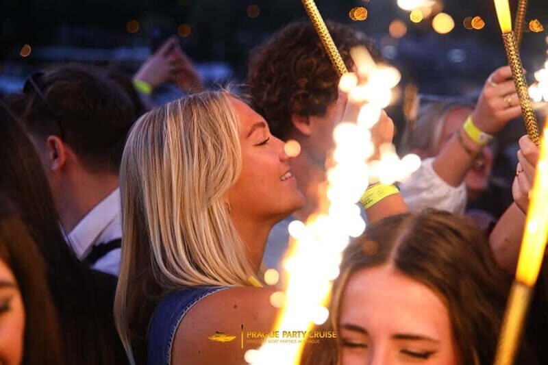 Prague : Boat Party with Afterparty at EPIC - Who Should Consider This Experience?